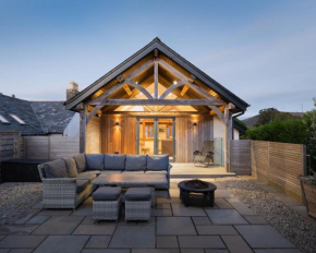 Oak framed detached house with wood fired hot tub